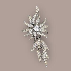 Sarah Coventry Vintage Rhinestone Spray Brooch Silver Starburst Cascade Pin